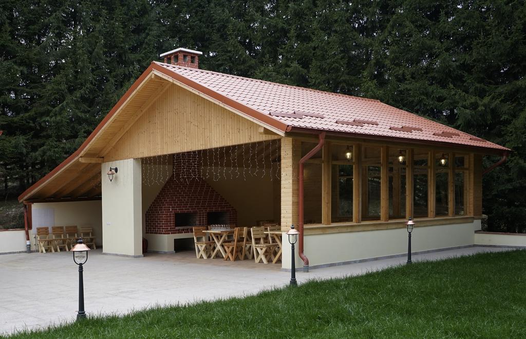 Pensiunea Floarea De Colt Nucşoara Exteriér fotografie